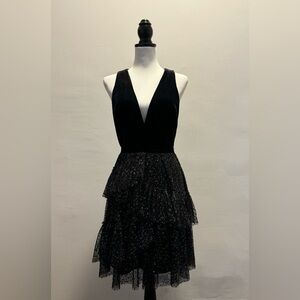 NWT BCBGMAXAZRIA “EVE” Black & Silver Cocktail Dress Sz S
